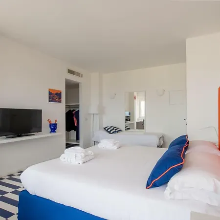 게스트하우스 3 스위트 뷰 4*